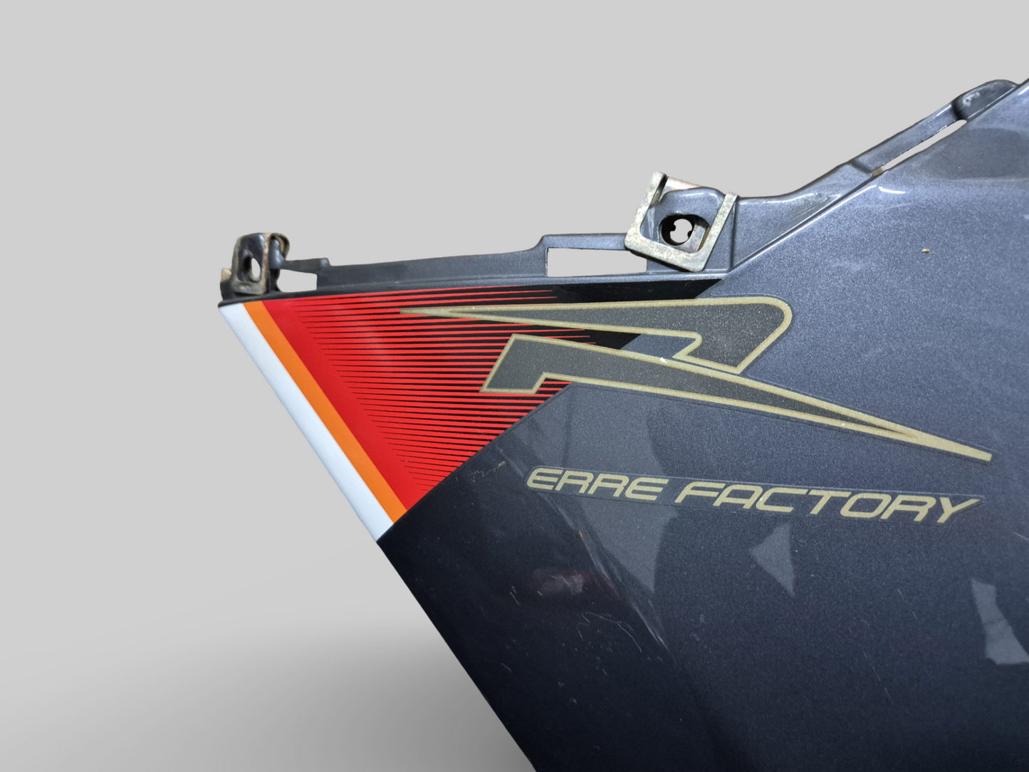 LEFT-HAND SIDE UPPER FAIRING LEAD GREY AP8178959 Aprilia RSV1000R (+FACTORY) 04-05