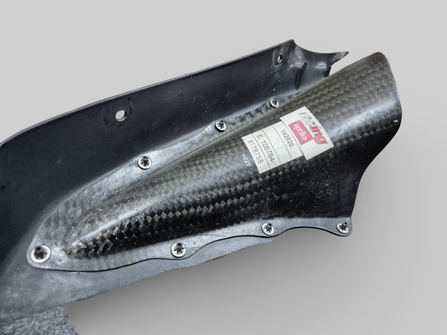 LEFT-HAND SIDE UPPER FAIRING LEAD GREY AP8178959 Aprilia RSV1000R (+FACTORY) 04-05