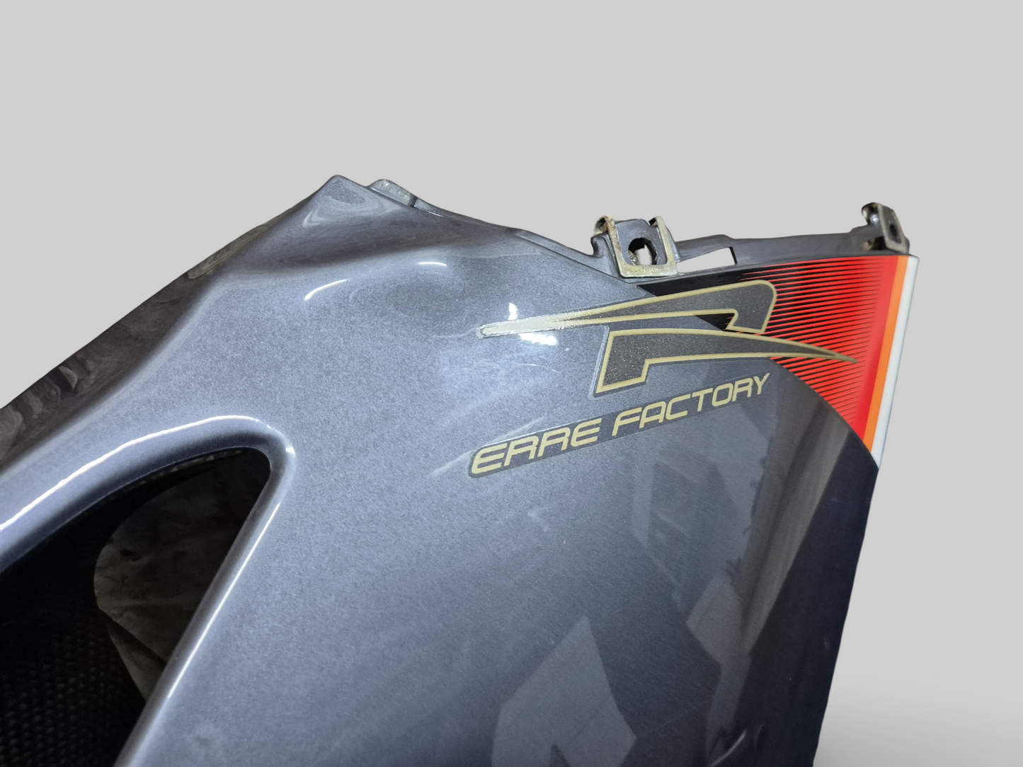 RIGHT-HAND SIDE UPPER FAIRING LEAD GREY AP8158657 Aprilia RSV1000R Factory 04-05