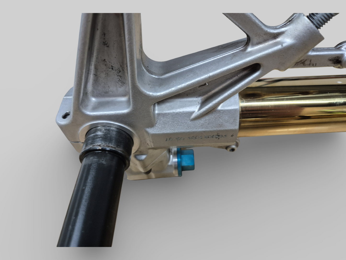 OHLINS RADIAL COMPLETE FORK ASSEMBLY AP8163477 AP8163476 Aprilia RSV1000R 04-09