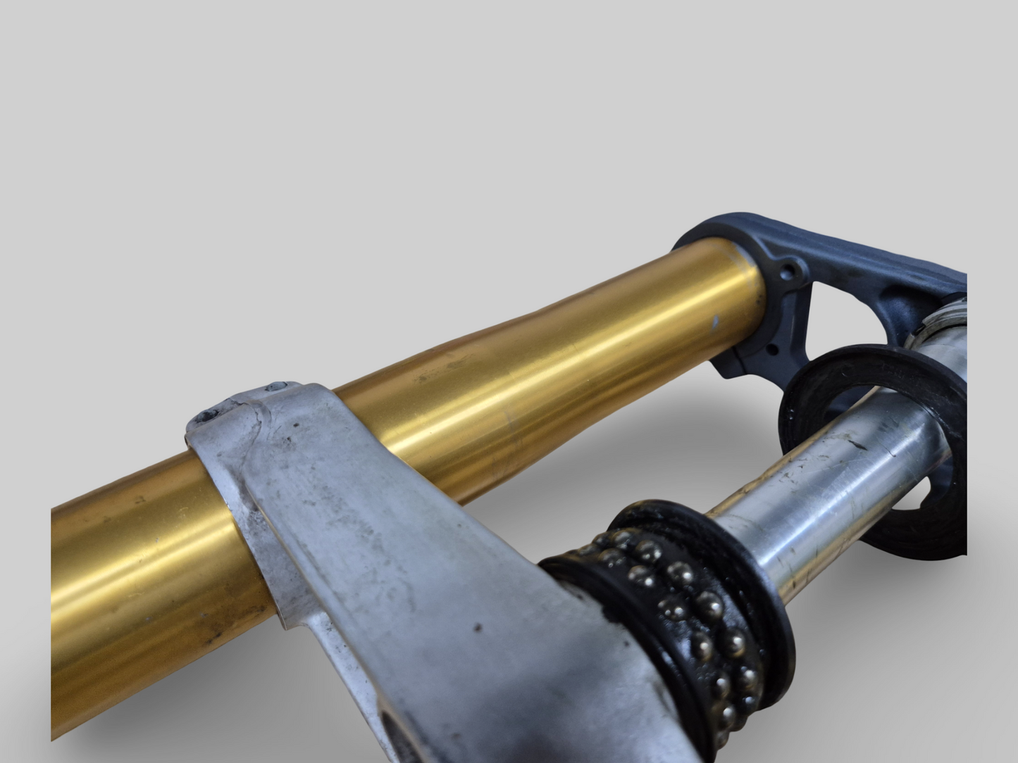 OHLINS RADIAL COMPLETE FORK ASSEMBLY AP8163477 AP8163476 Aprilia RSV1000R 04-09
