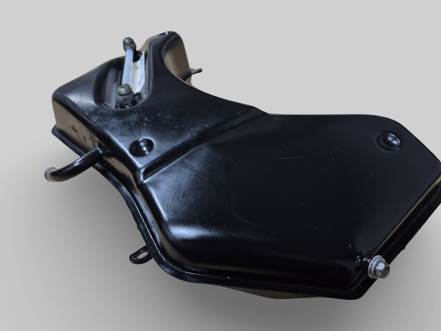 OIL TANK RESERVOIR AP8158120 Aprilia RSV1000R 2004-2009 / Tuono 1000R 2006-2009