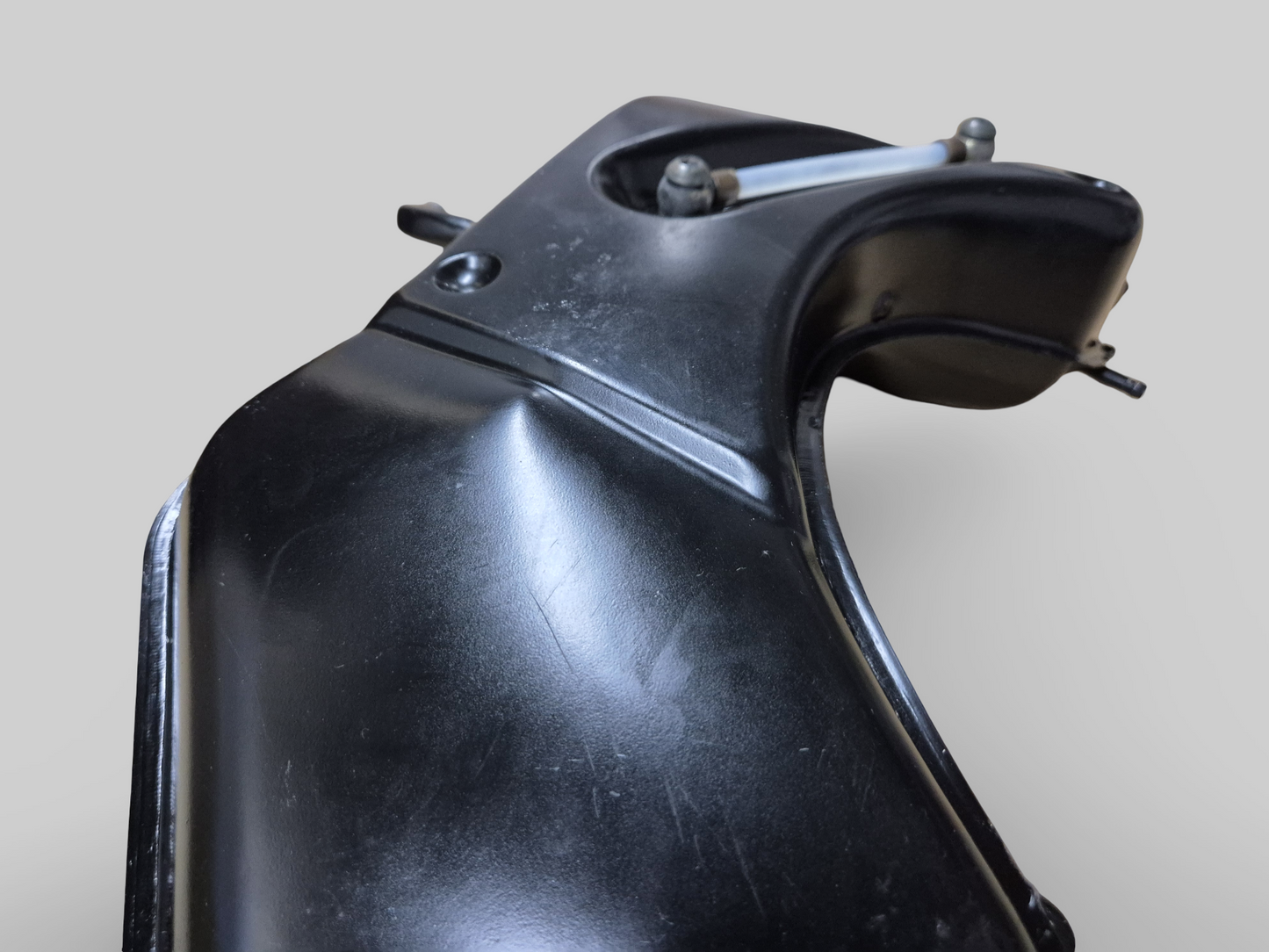 OIL TANK RESERVOIR AP8158120 Aprilia RSV1000R 2004-2009 / Tuono 1000R 2006-2009