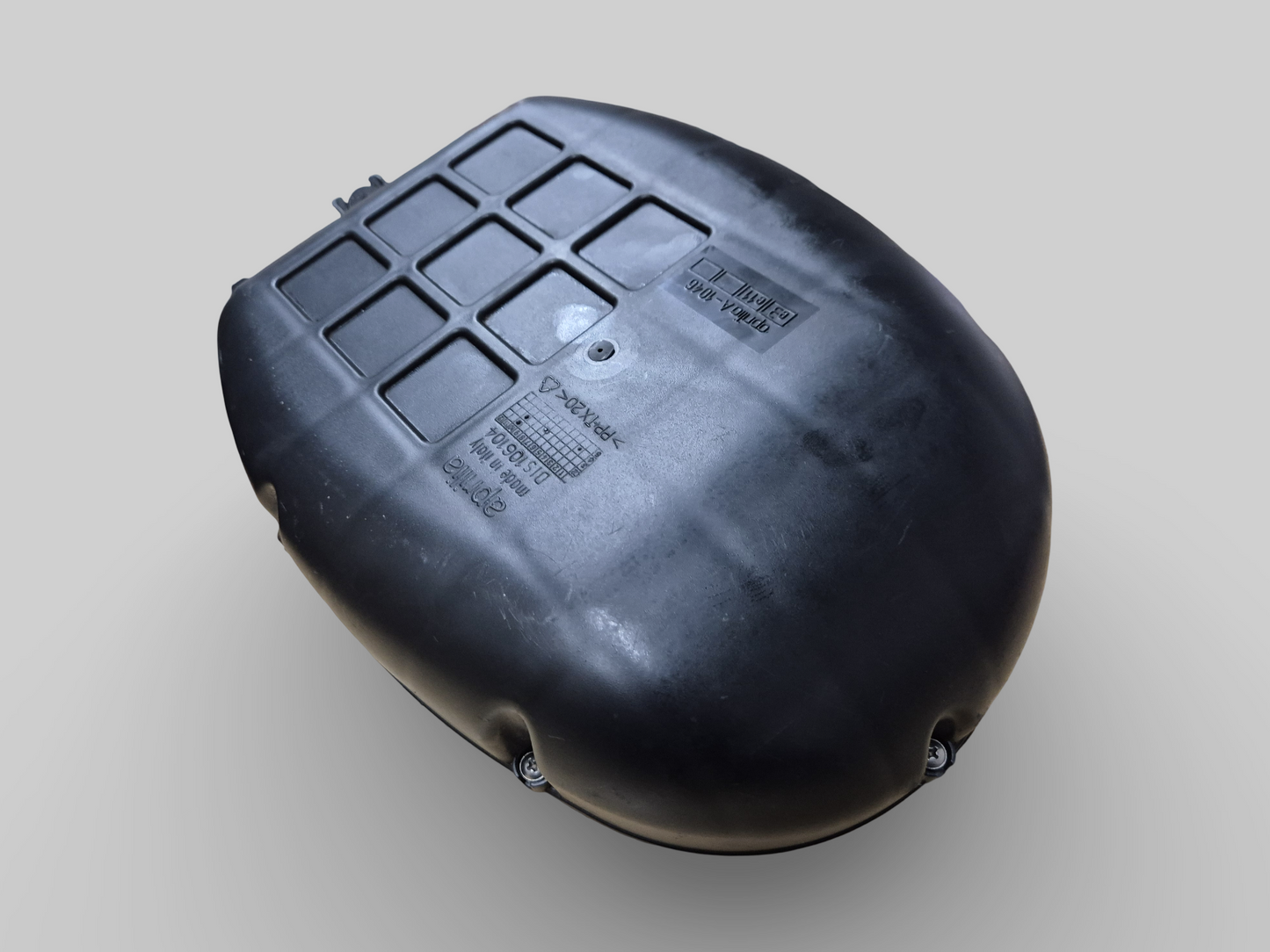 Boîtier de filtre de boîte à air latéral inférieur AP8149667 Aprilia RSV Mille 01-03 / Tuono 02-05 