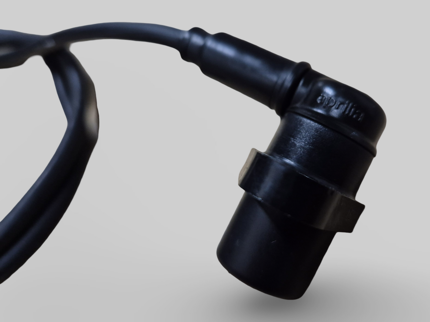 SPEED SENSOR AP8124528 Aprilia RSV 98-03 / SL Falco / RSV4 09-10 / RSV 04-10