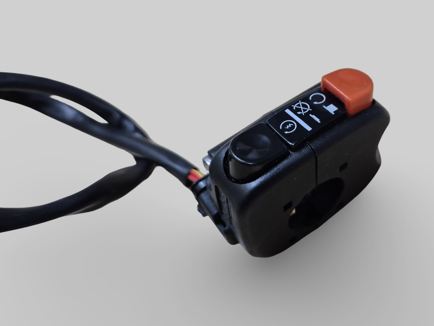 COMMUTATEUR DE GUIDON CÔTÉ DROIT AP8118580 Aprilia RSV Mille 01-03 / Tuono 02-05 