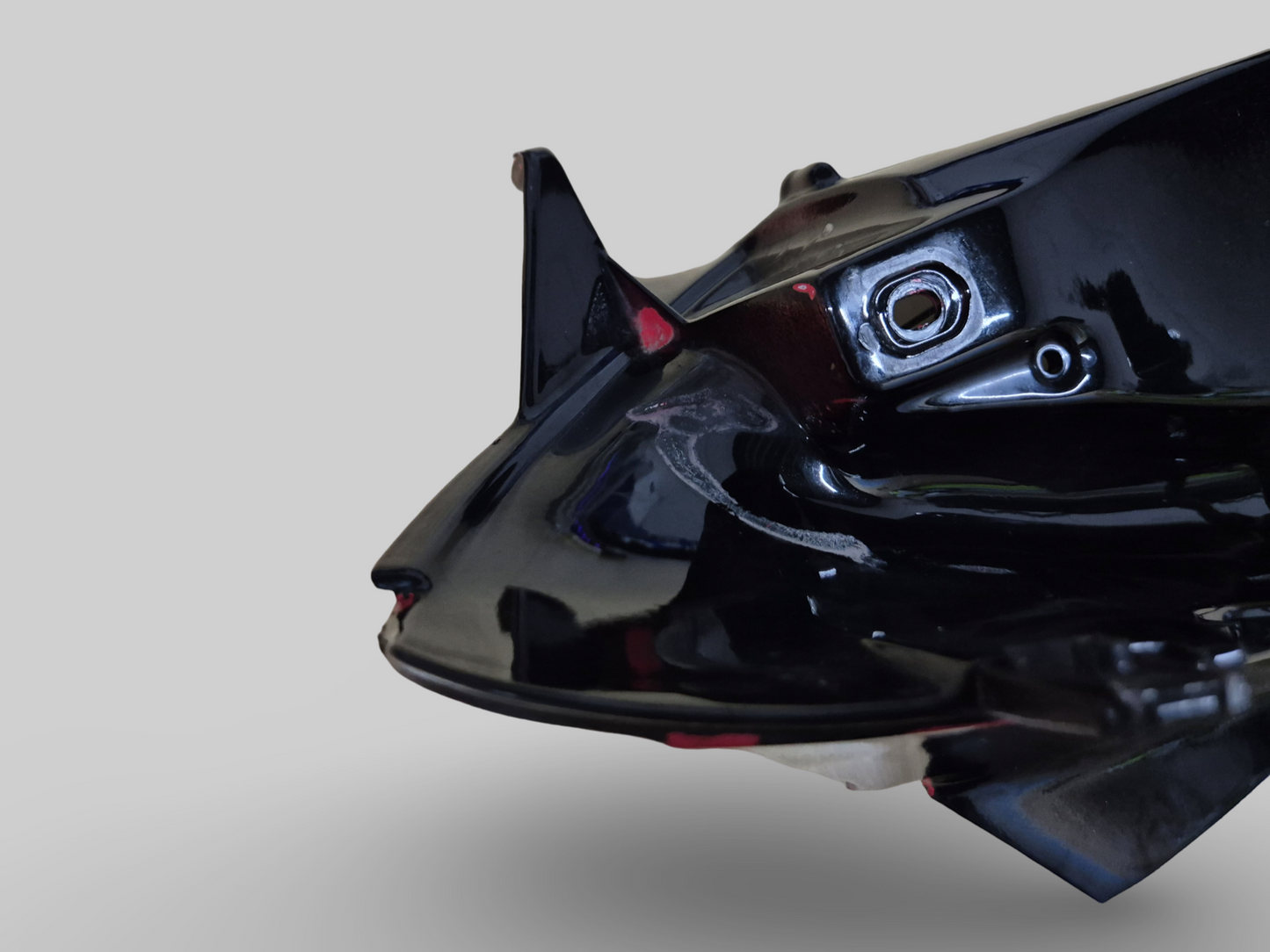 CARÉNAGE DE CONDUIT D'AIR INTERNE DROIT, NOIR BRILLANT AP8149277 Aprilia RSV Mille 98-03 