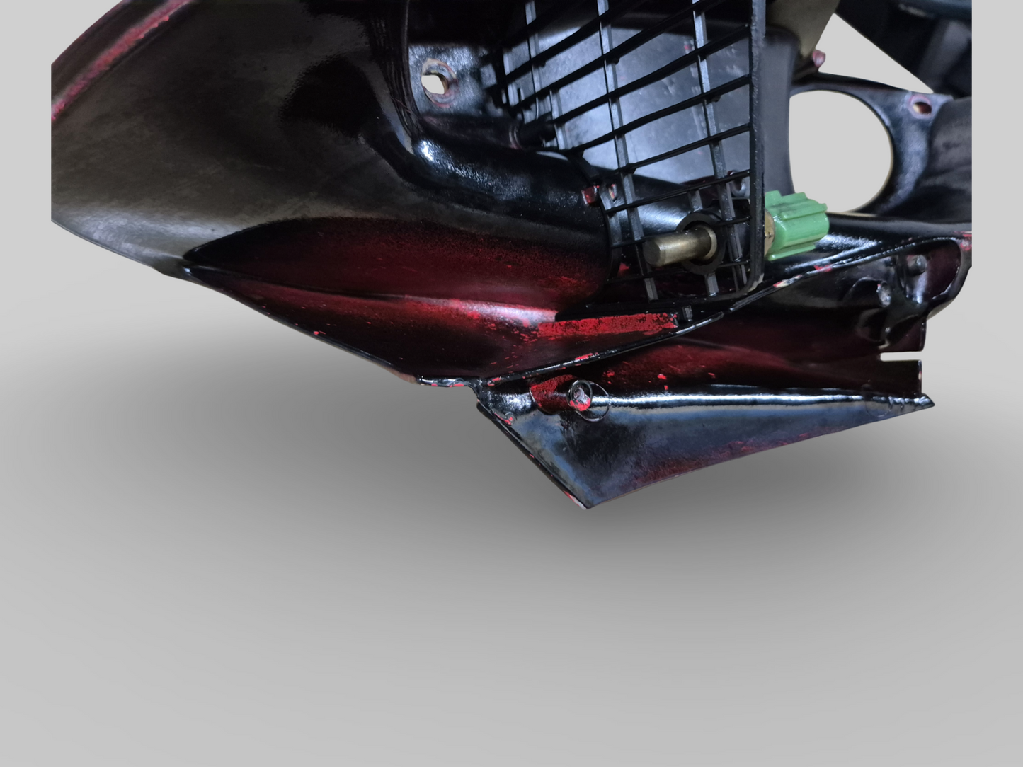 CARÉNAGE DE CONDUIT D'AIR INTÉRIEUR DROITE FAUX CARBONE TREMPÉ Aprilia RSV Mille 98-03 