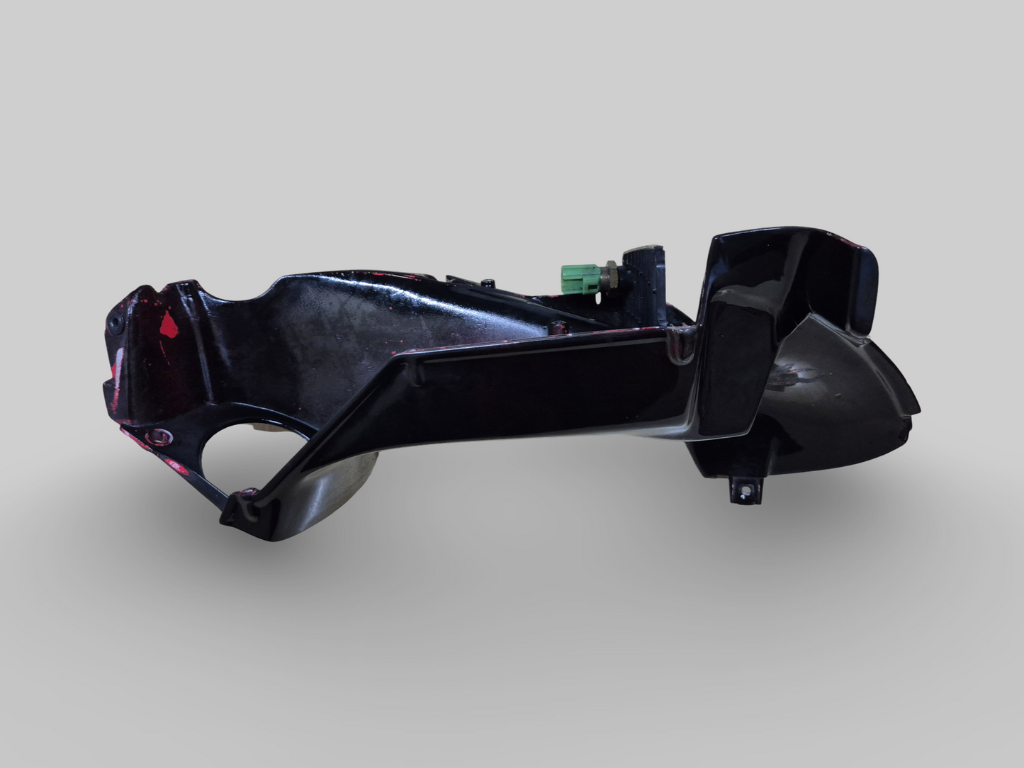 CARÉNAGE DE CONDUIT D'AIR INTÉRIEUR DROITE FAUX CARBONE TREMPÉ Aprilia RSV Mille 98-03 