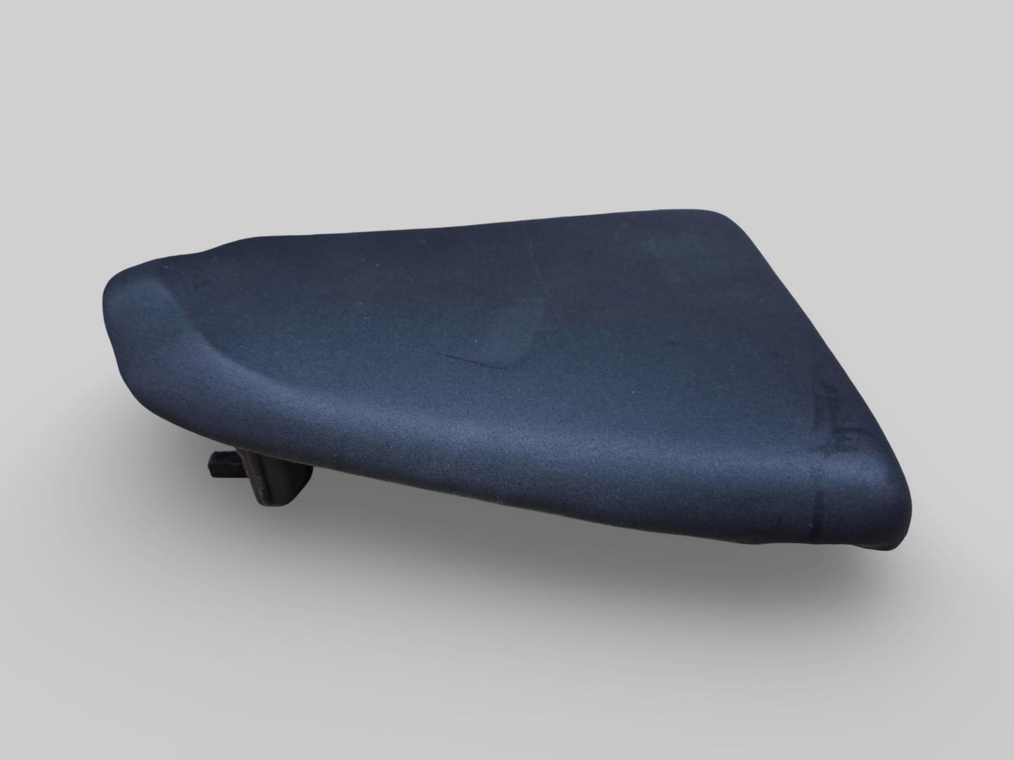 REAR PASSENGER SADDLE SEAT AP8129330 Aprilia RSV1000R 2004-2009 / Tuono 1000R 2006-2009