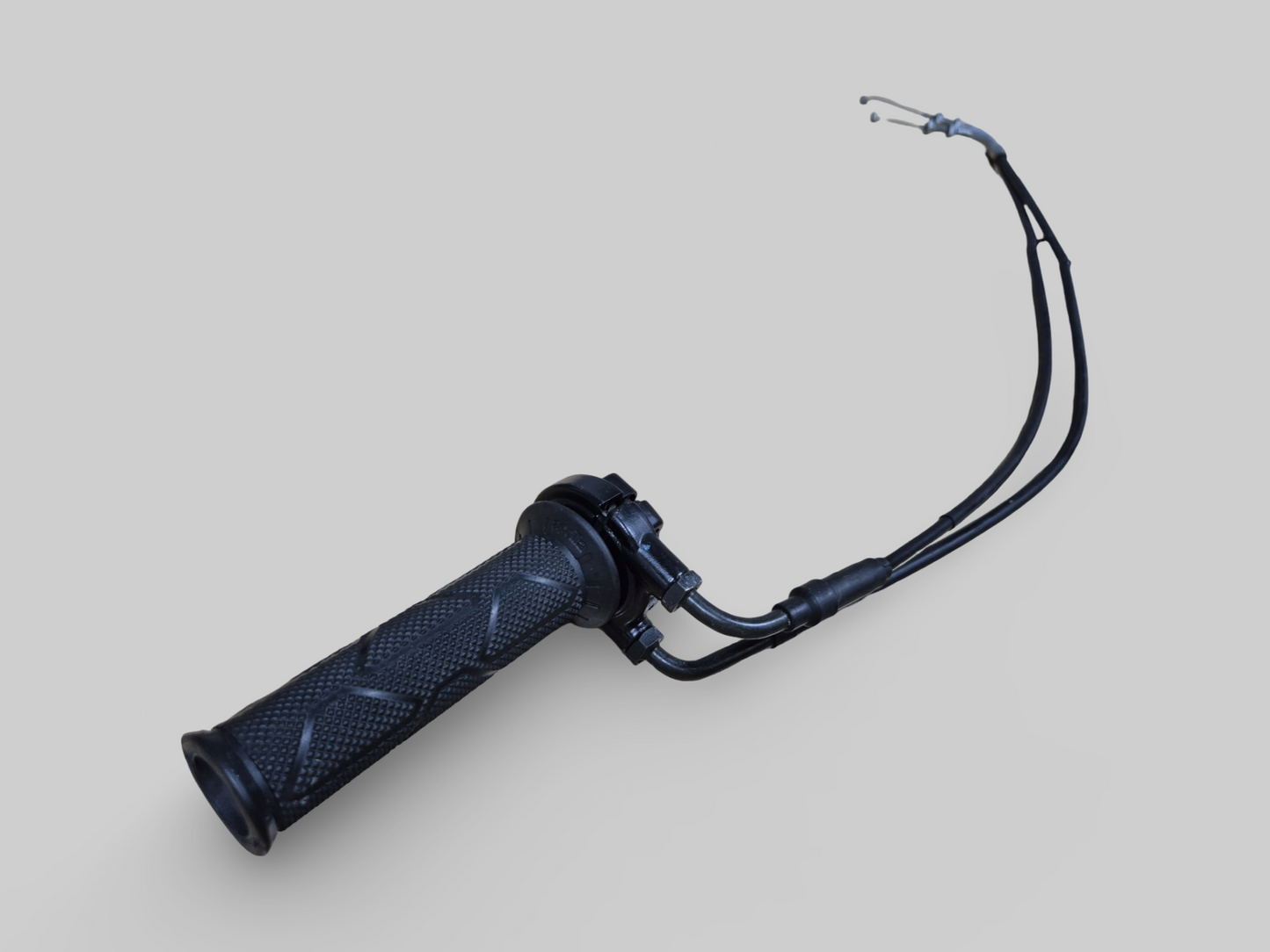 CÂBLES D'ACCÉLÉRATEUR AP8114404 AP8114405 Aprilia RSV Mille 98-03 / Tuono 02-05 