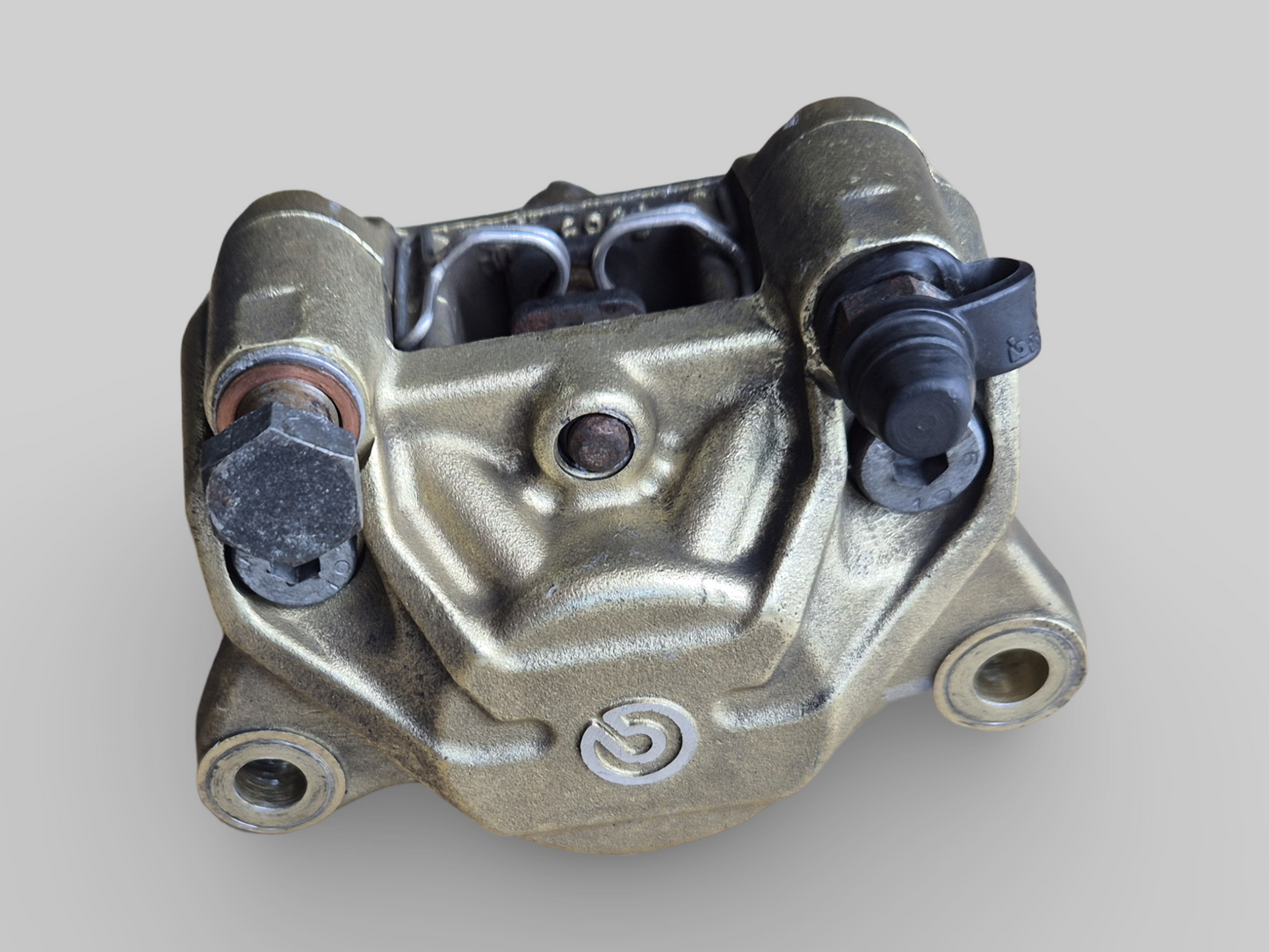 REAR BRAKE CALIPER GOLD BREMBO AP8113897 Aprilia RSV Mille 98-03 / Tuono 02-05