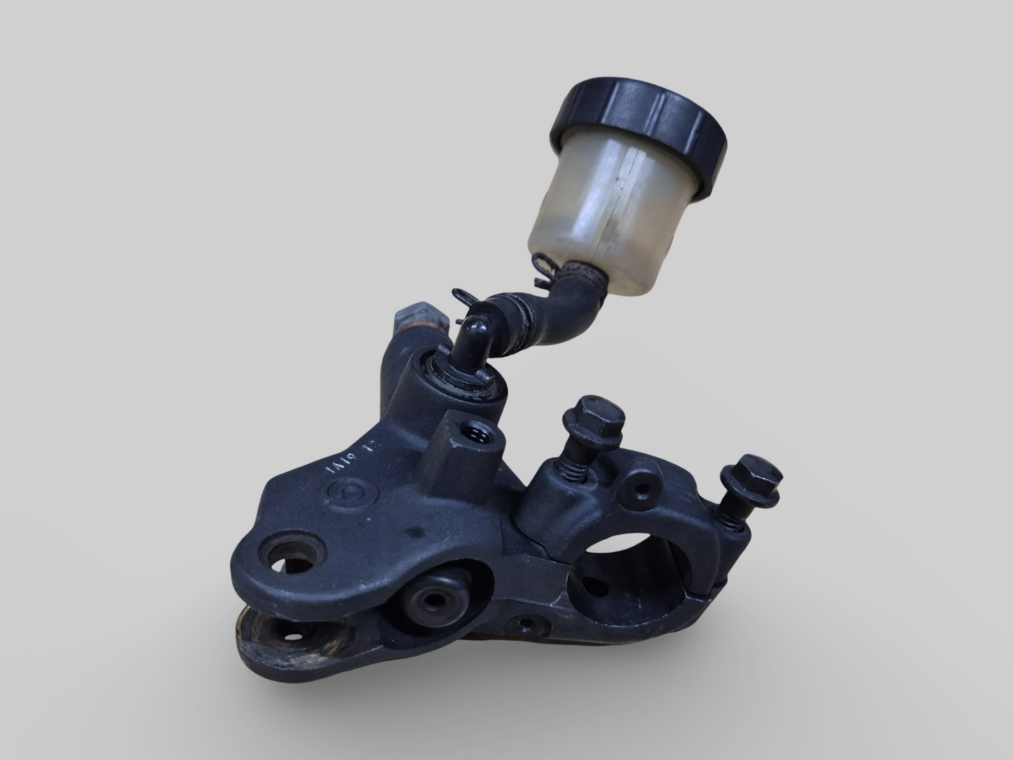 CLUTCH PUMP MASTER CYLINDER AP8106384  Aprilia RSV Mille 98-03 / Tuono 02-05