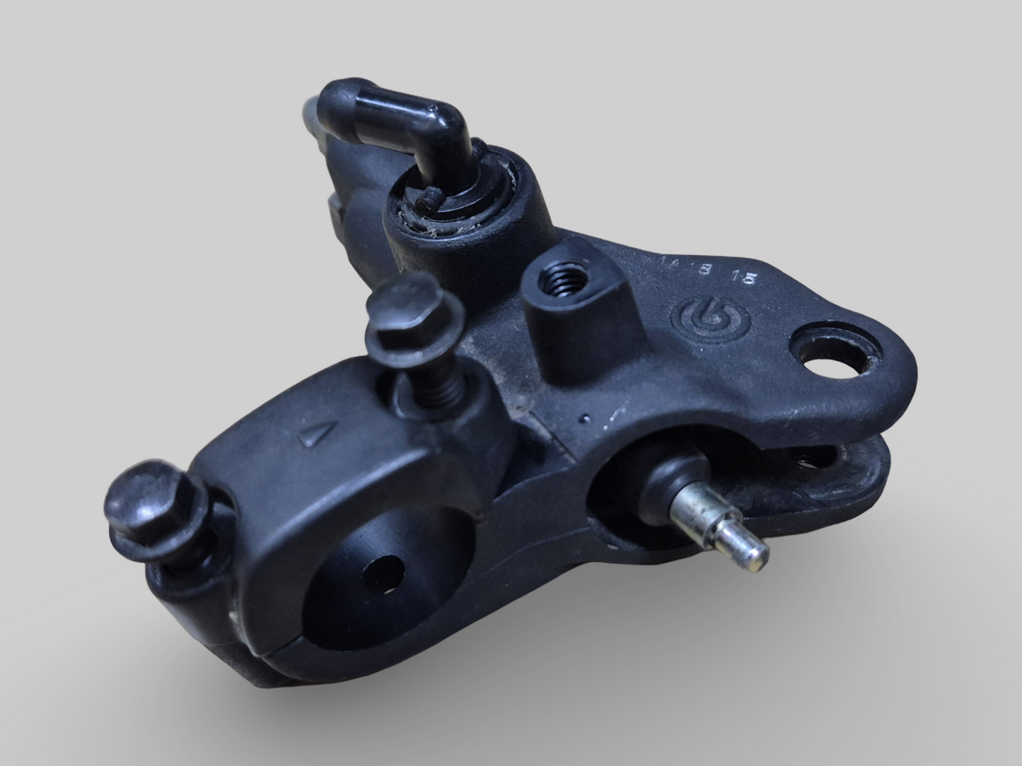 MAITRE CYLINDRE DE POMPE DE FREIN AVANT AP8113969 Aprilia RSV Mille 98-03 / Tuono 02-05 