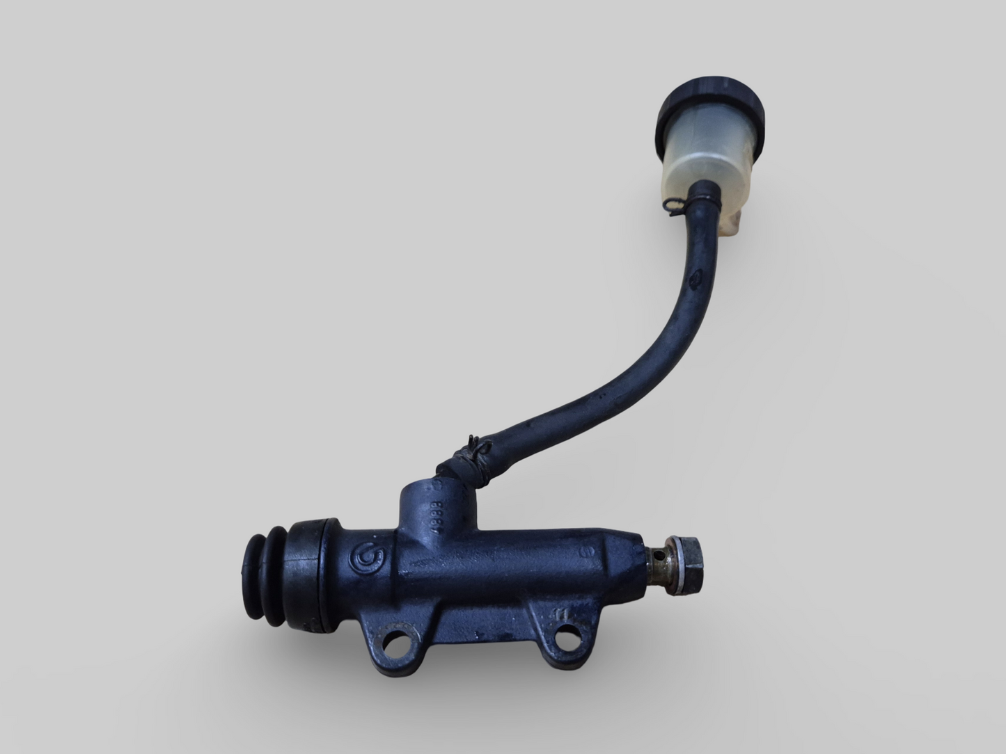 REAR BRAKE PUMP MASTER CYLINDER	AP8133875 Aprilia RSV1000R 2004-2009 / Tuono 1000R 2006-2009