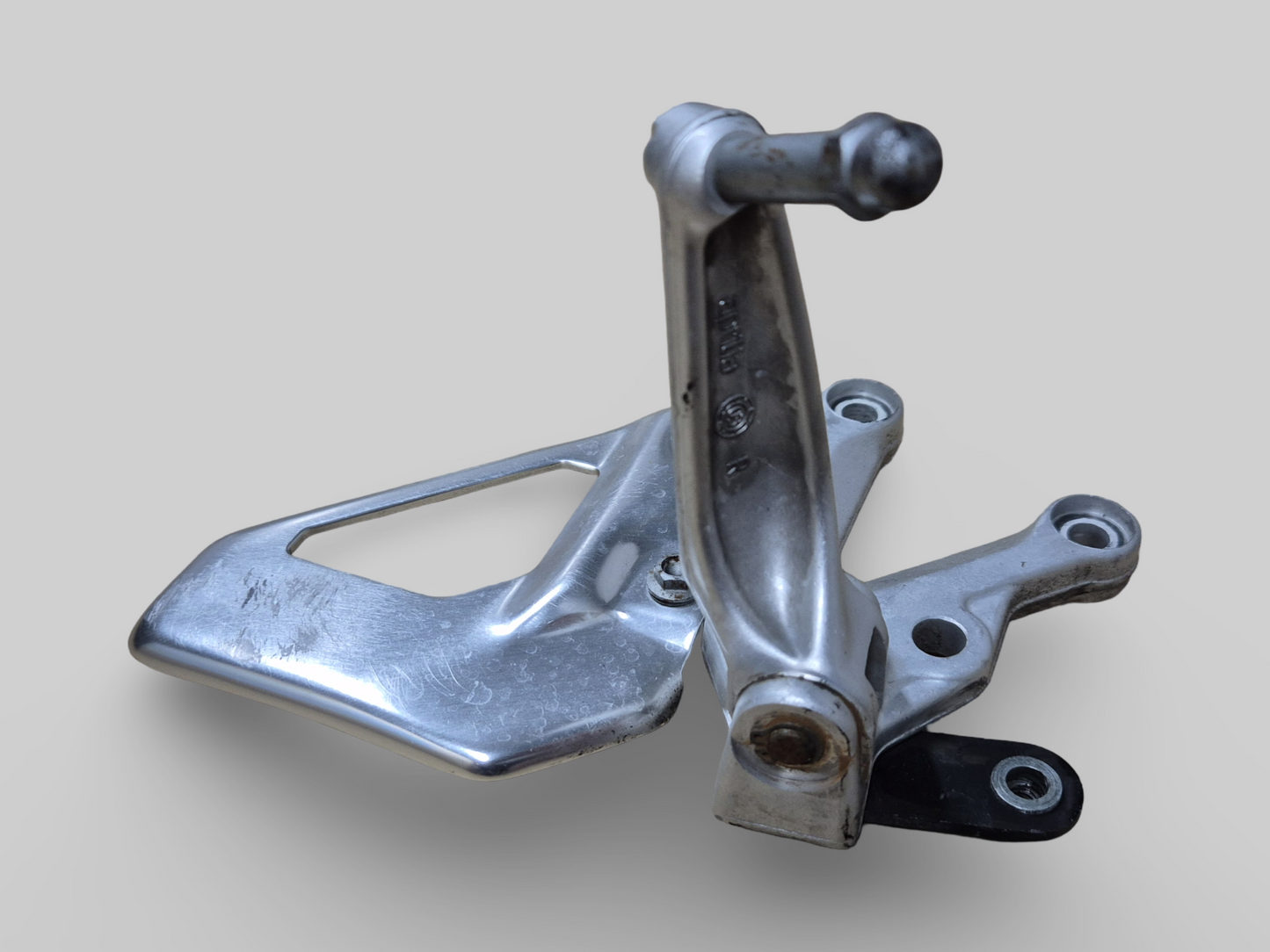 RIGHT-HAND FRONT FOOTREST SUPPORT REARSET AP8154070 Aprilia RSV1000R 04-10 / Tuono 1000R 06-10