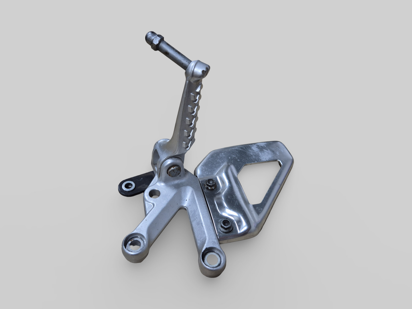 RIGHT-HAND FRONT FOOTREST SUPPORT REARSET AP8154070 Aprilia RSV1000R 04-10 / Tuono 1000R 06-10
