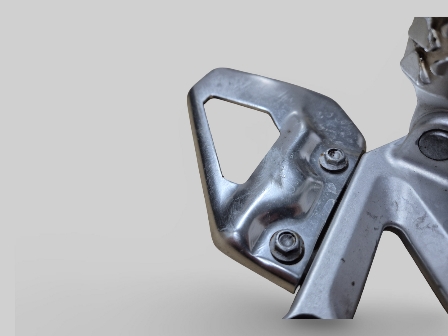 LEFT-HAND FRONT FOOTREST SUPPORT REARSET AP8154069 Aprilia RSV1000R 04-10 / Tuono 1000R 06-10