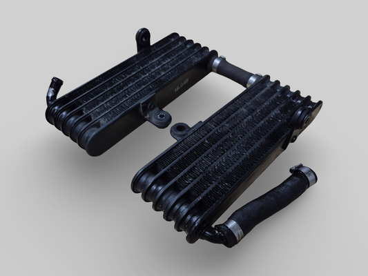 OIL COOLER RADIATOR SET AP8104341 AP8104452 Aprilia RSV1000R 04-09 / Tuono 1000R 06-09