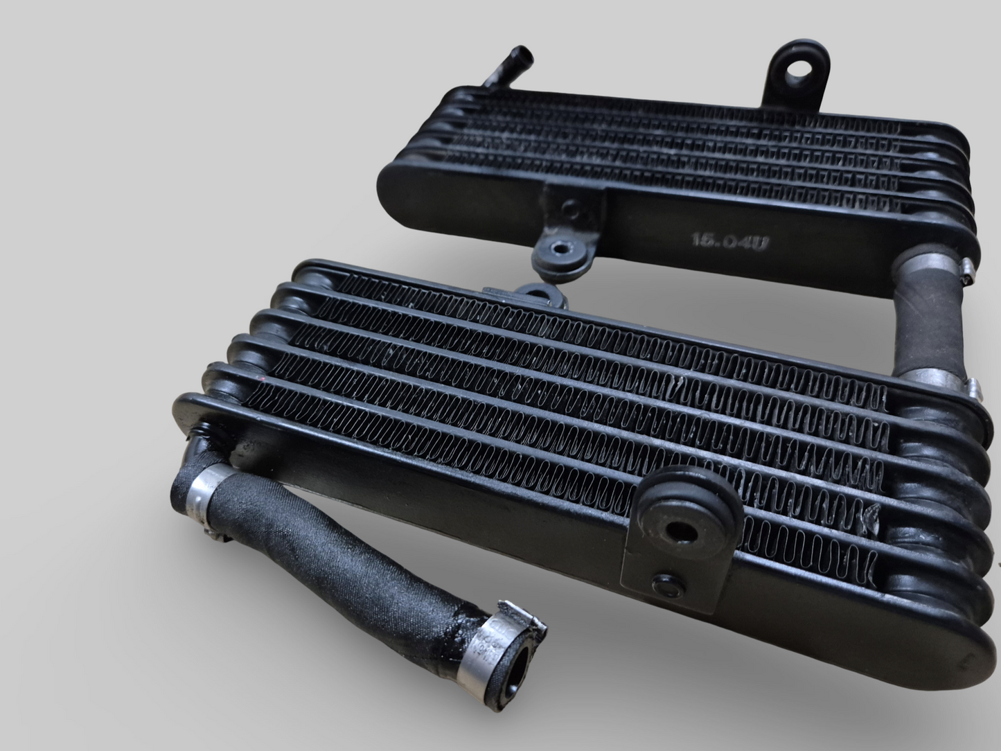 OIL COOLER RADIATOR SET AP8104341 AP8104452 Aprilia RSV1000R 04-09 / Tuono 1000R 06-09