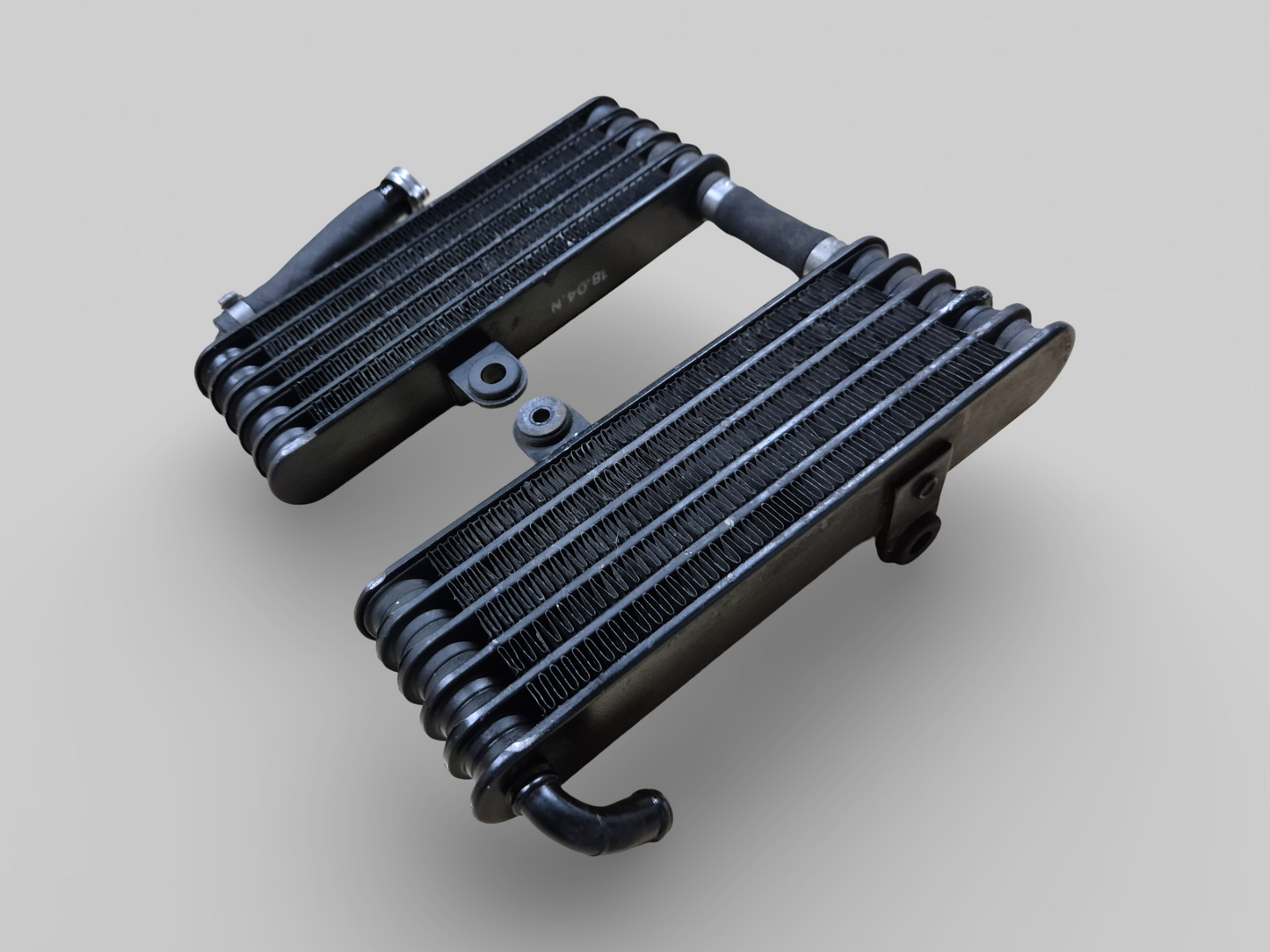OIL COOLER RADIATOR SET AP8104341 AP8104452 Aprilia RSV1000R 04-09 / Tuono 1000R 06-09