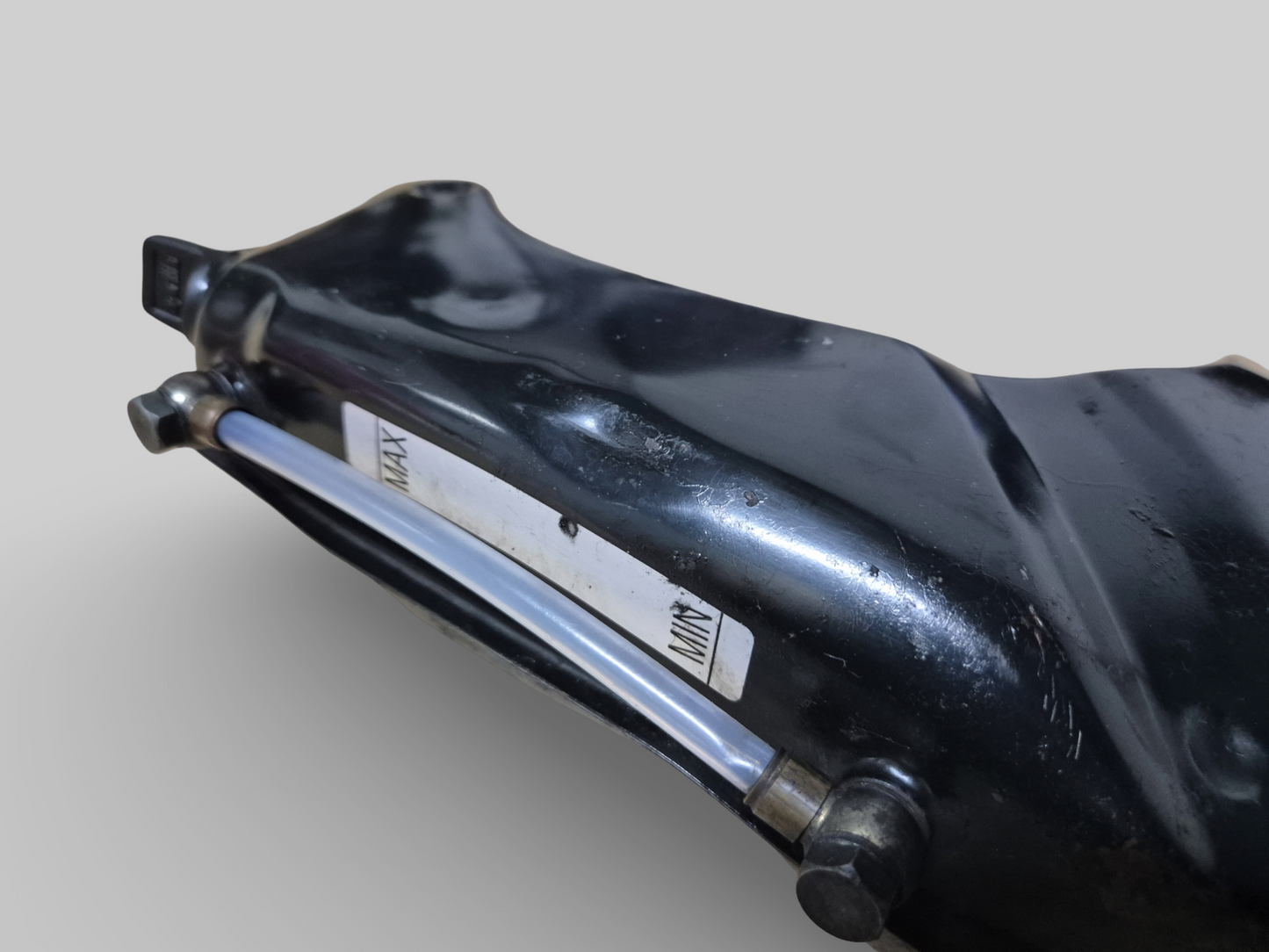 OIL TANK RESERVOIR AP8138558 Aprilia RSV Mille 98-03 / Tuono 02-05
