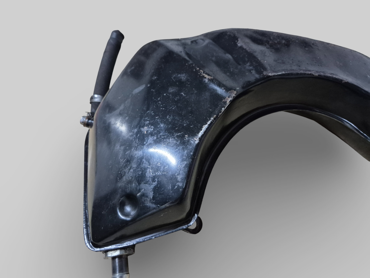 OIL TANK RESERVOIR AP8138558 Aprilia RSV Mille 98-03 / Tuono 02-05