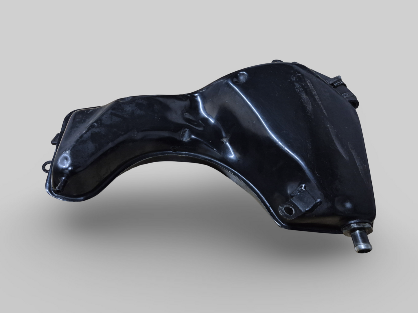 OIL TANK RESERVOIR AP8138558 Aprilia RSV Mille 98-03 / Tuono 02-05