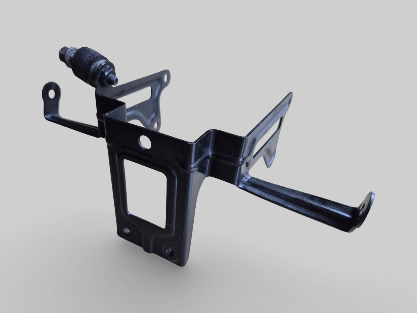 OIL AND WATER COOLER SUPPORT FRAME AP8134774 Aprilia RSV1000R 04-09 / Tuono 1000R 06-09