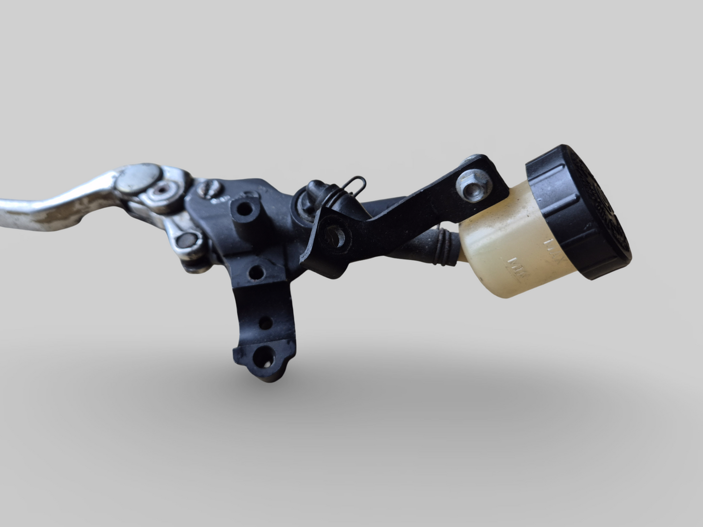 CLUTCH PUMP MASTER CYLINDER AP8106384  Aprilia RSV Mille 98-03 / Tuono 02-05