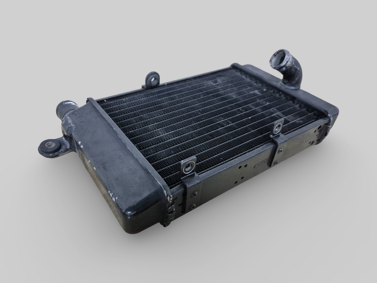 LEFT-HAND RADIATOR BLACK AP8102951 Aprilia RSV Mille 98-03 / Tuono 02-05