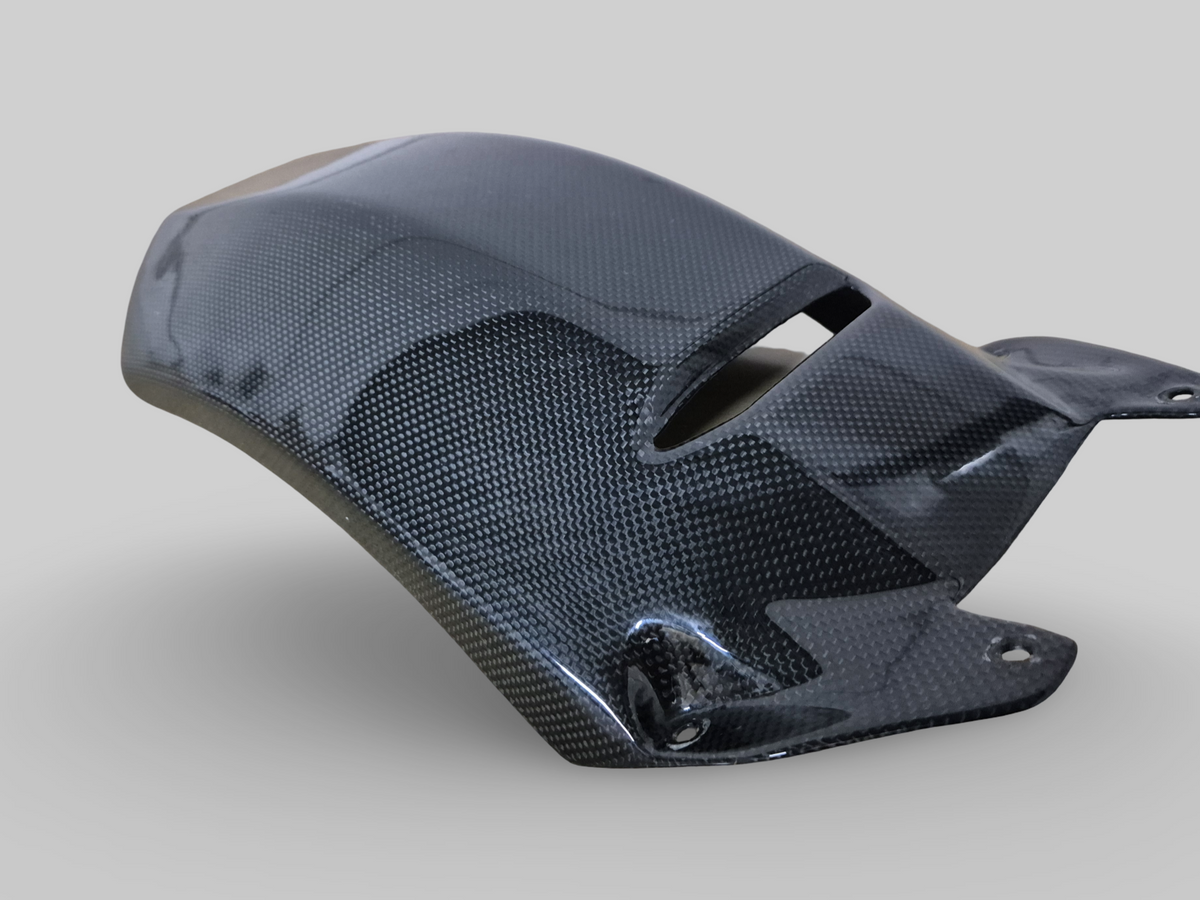 REAR CARBON MUDGUARD / HUGGER Aprilia RSV Mille 98-03 / Tuono 02-05