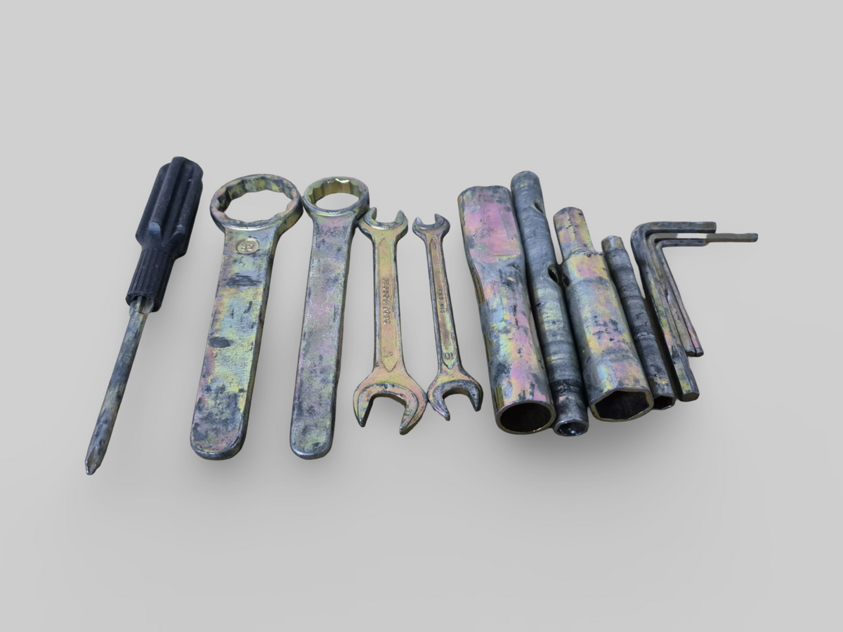 OEM APRILIA TOOLKIT BAG Aprilia RSV Mille 98-03 / Tuono 02-05