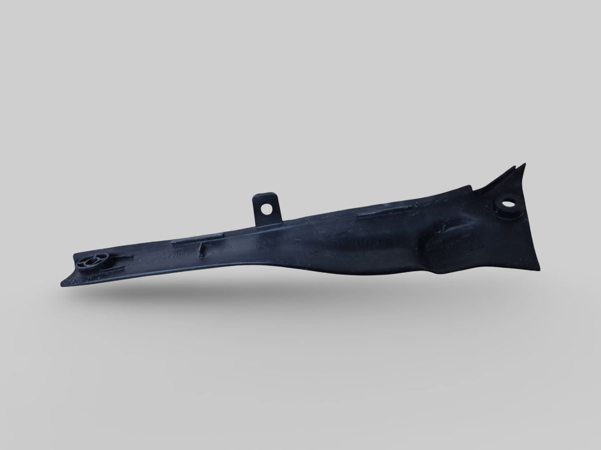 UPPER RIGHT-HAND FAIRING DIABLO BLACK AP8149281 Aprilia RSV Mille 98-03