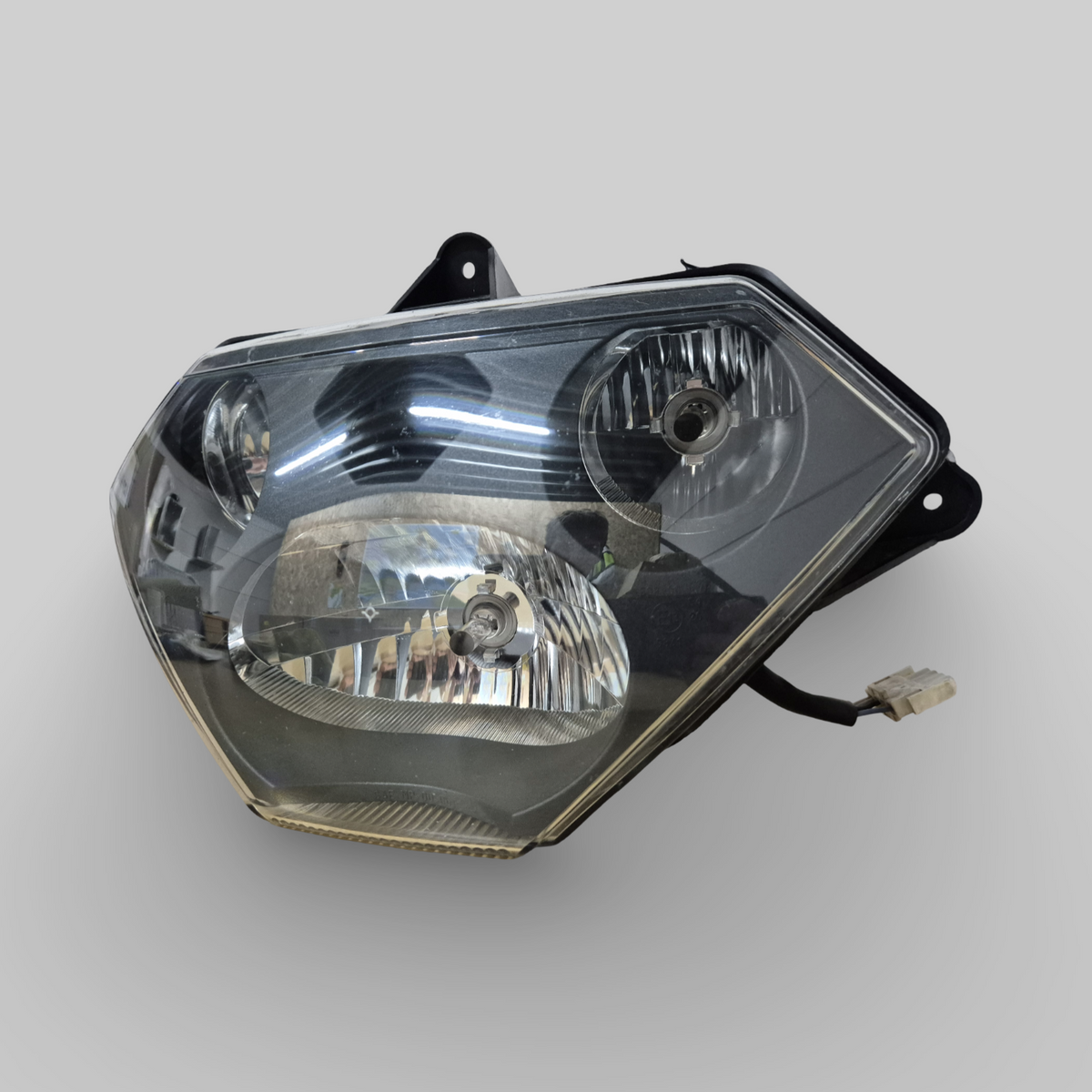HEADLIGHT UNIT EU/USA AP8124946 Aprilia RSV Mille 2001-2003 / Tuono 2002-2005