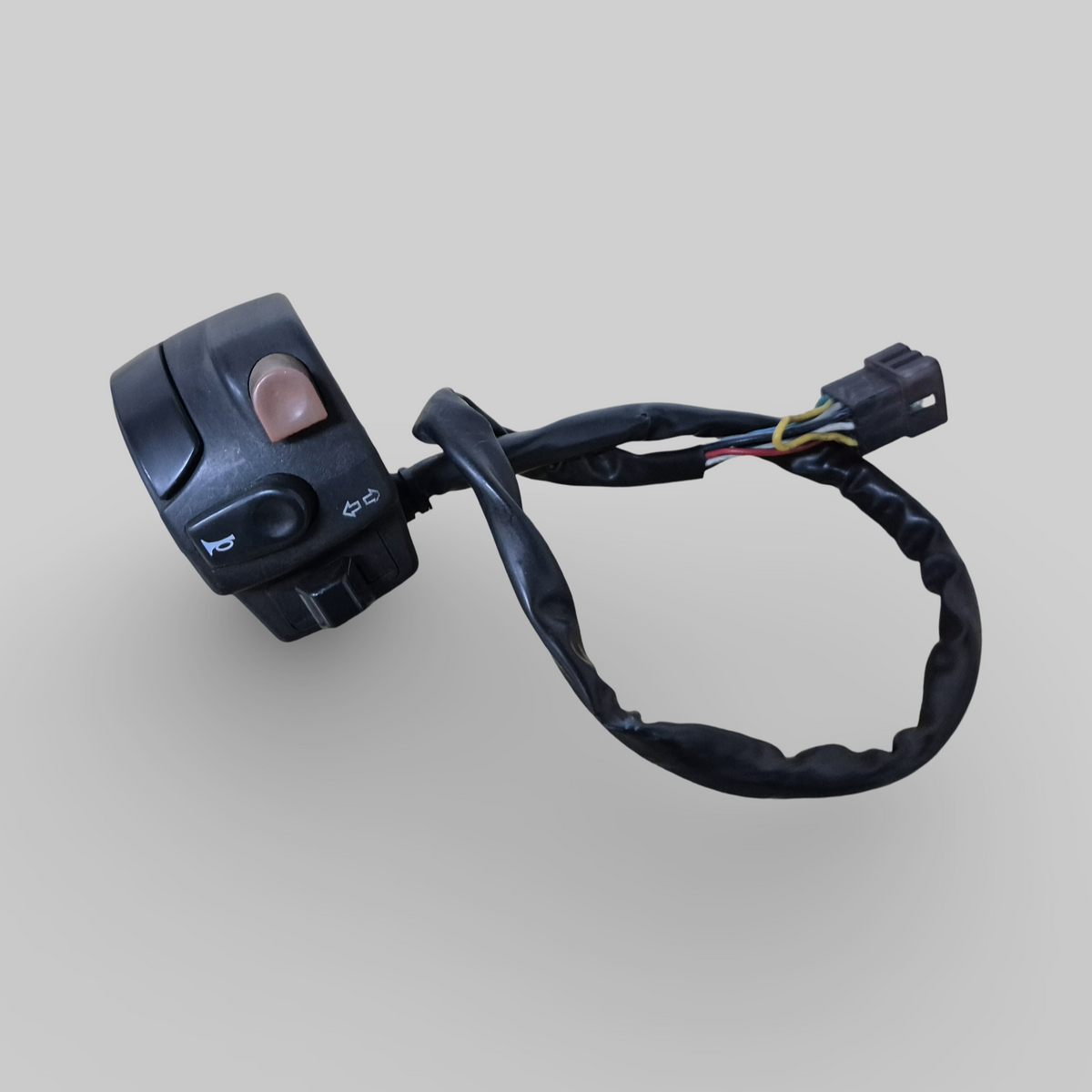 LEFT-HAND SIDE HANDLEBAR LIGHT SWITCH  AP8127524 Aprilia RSV Mille 98-03 / Tuono 02-05