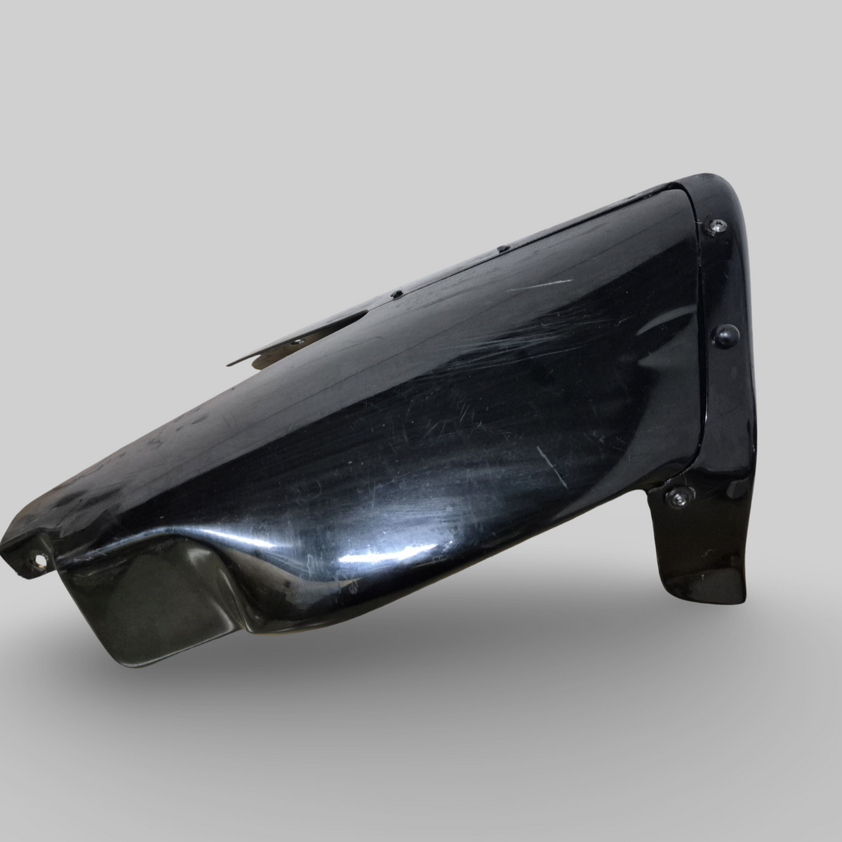 BELLYPAN / PILLAR BLACK AP8168219 Aprilia RSV Tuono 1000 2002-2005