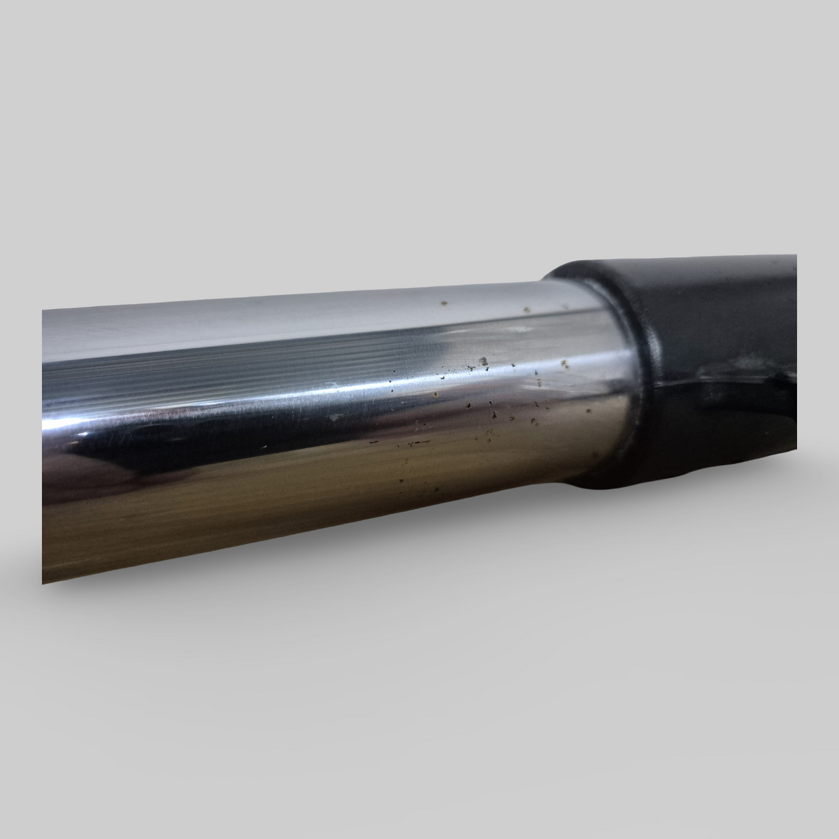 LEFT-HAND SIDE SHOWA AXIAL FORK LEG AP8123638 Aprilia RSV Mille 98-03 / Tuono 02-05