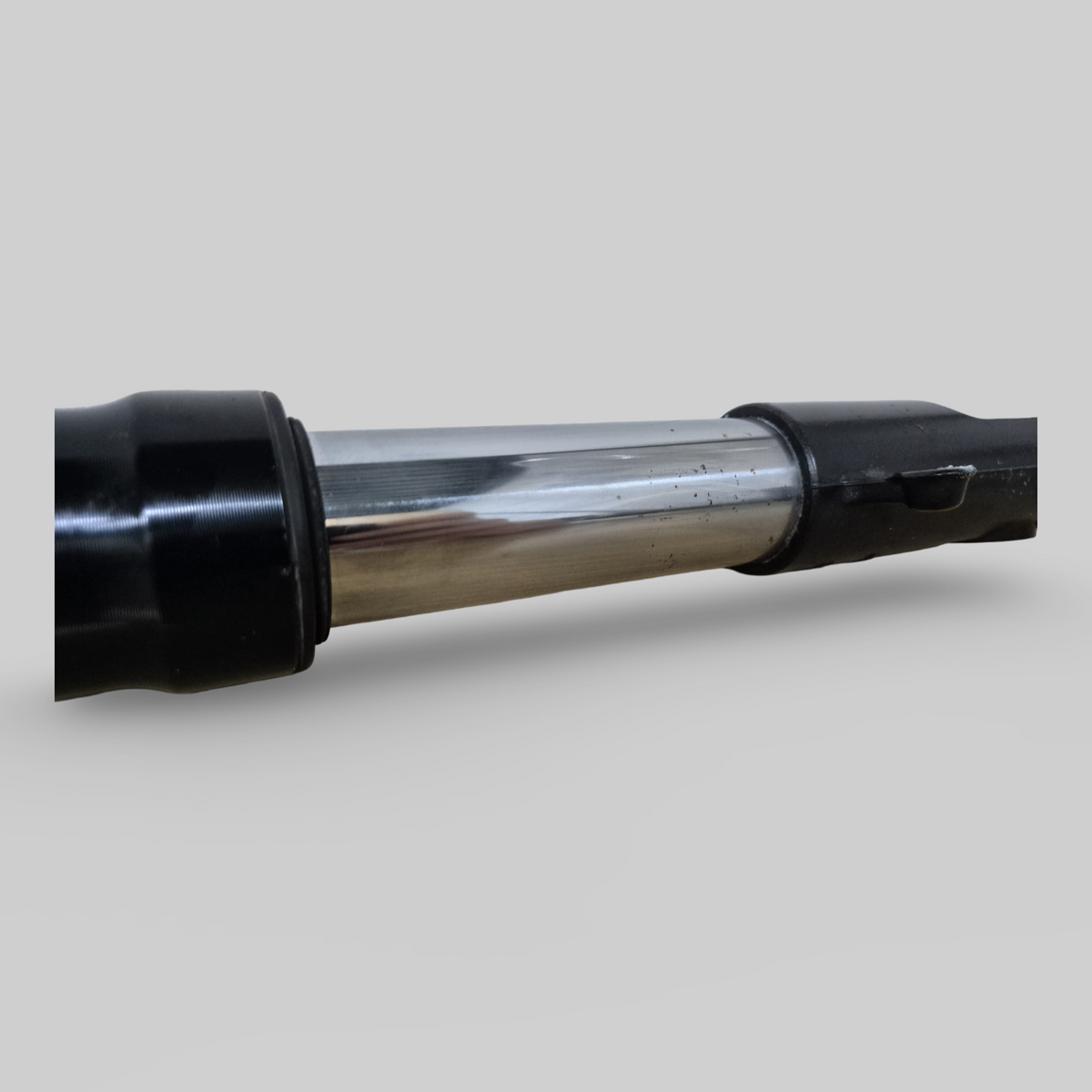 LEFT-HAND SIDE SHOWA AXIAL FORK LEG AP8123638 Aprilia RSV Mille 98-03 / Tuono 02-05