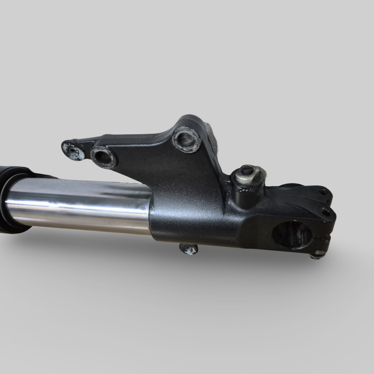 LEFT-HAND SIDE SHOWA AXIAL FORK LEG AP8123638 Aprilia RSV Mille 98-03 / Tuono 02-05