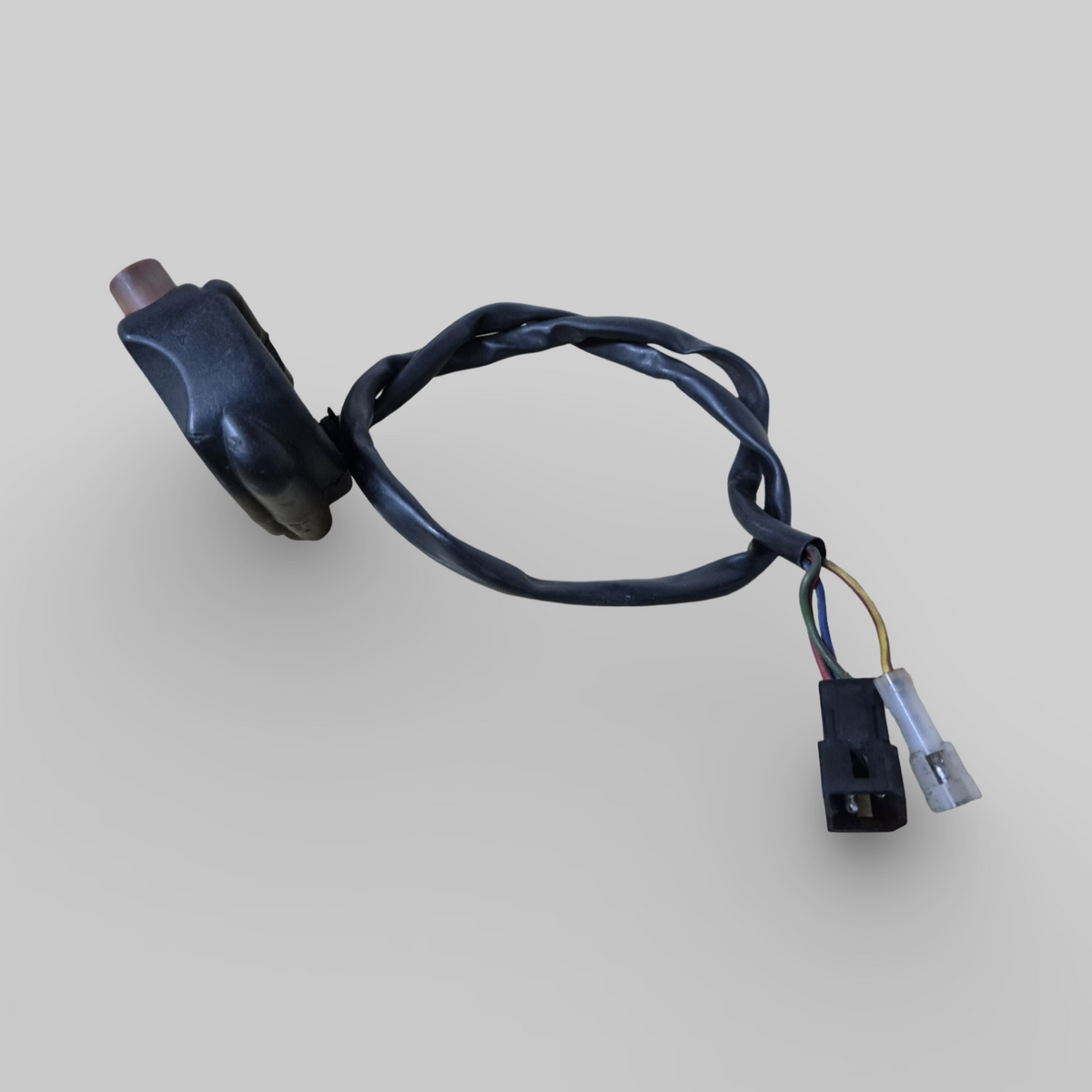 ENGINE STOP-START DEVICE, RH HANDLEBAR SWITCH AP8127523 Aprilia RSV Mille 01-03 / Tuono 02-05