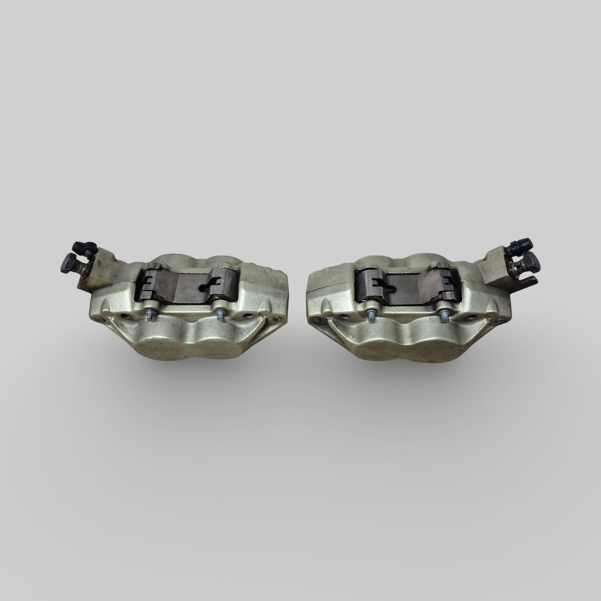 FRONT LEFT BRAKE CALIPER BREMBO P2 GOLD AP8113893 AP81138932 Aprilia RSV Mille 98-03 / Tuono 02-05