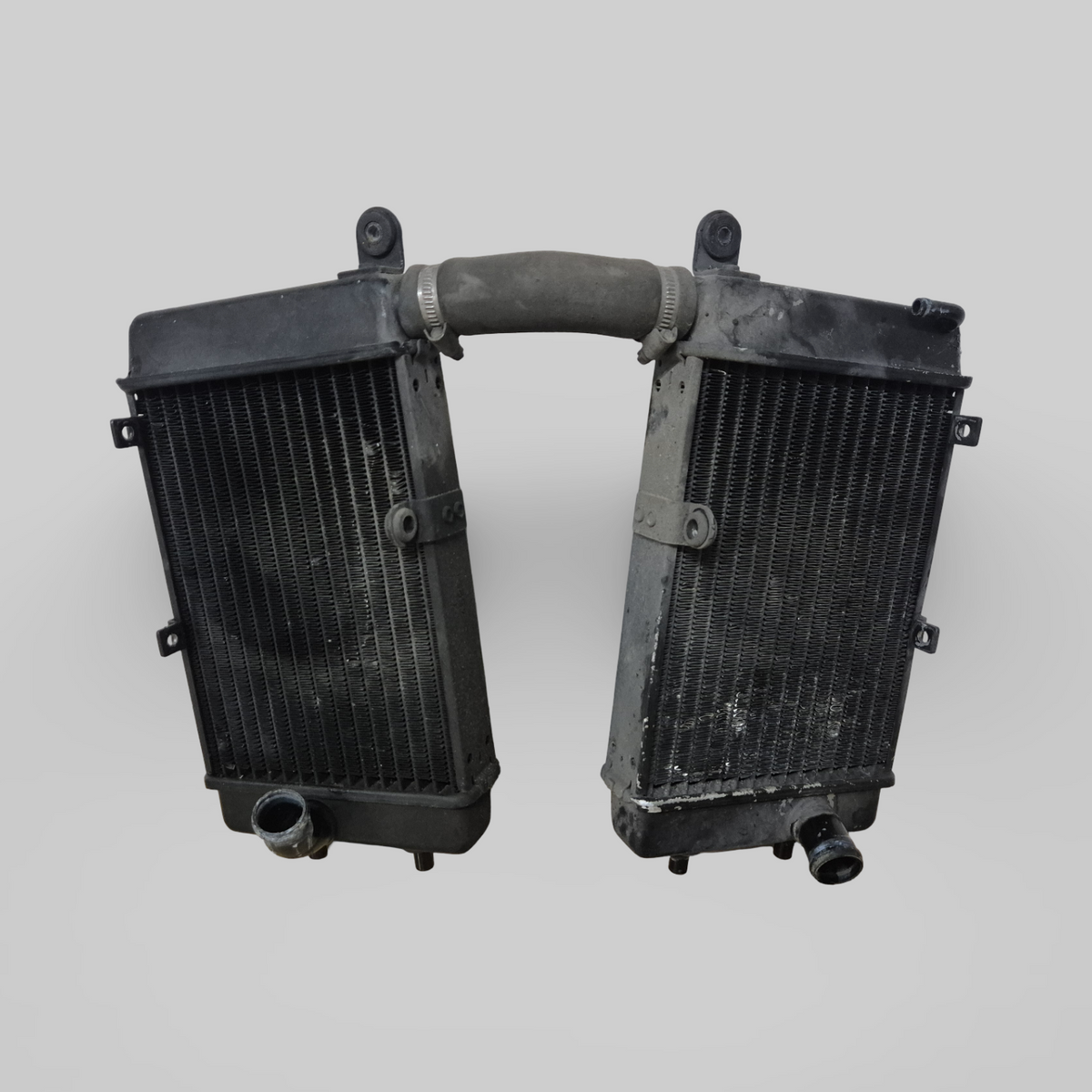 LEFT AND RIGHT COOLING RADIATOR SET AP8102952 / AP8102951 Aprilia RSV Mille 98-03 / Tuono 02-05