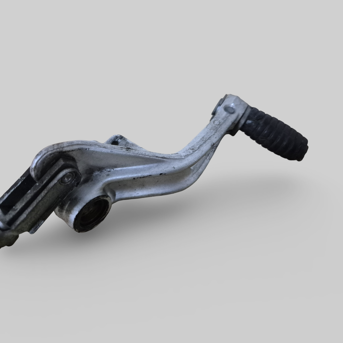 REAR BRAKE PEDAL LEVER AP8135925 Aprilia RSV Mille 98-03 / Tuono 02-05