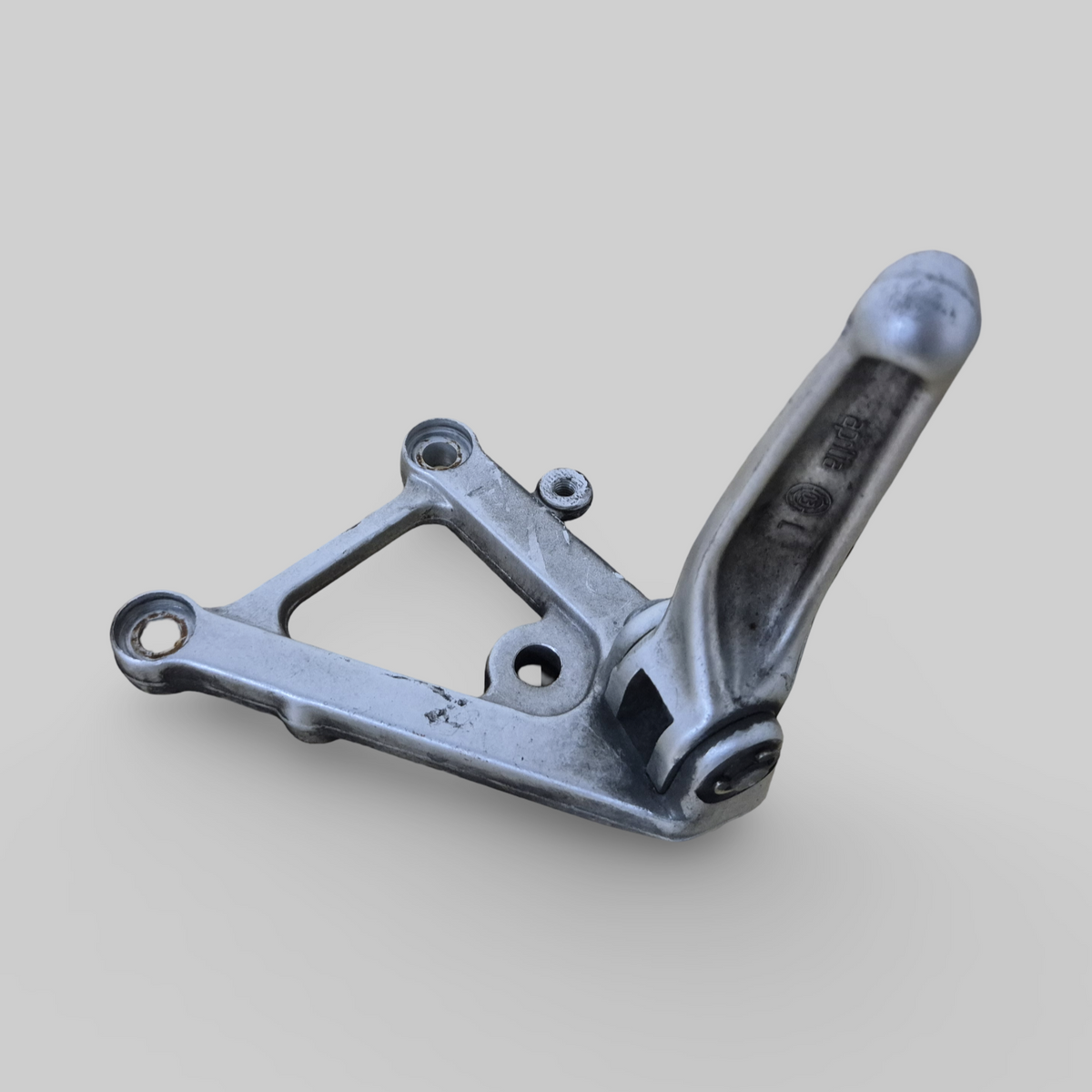 LEFT-HAND SIDE FOOTREST REARSET AP8135910 Aprilia RSV Mille 98-03 / Tuono 02-05