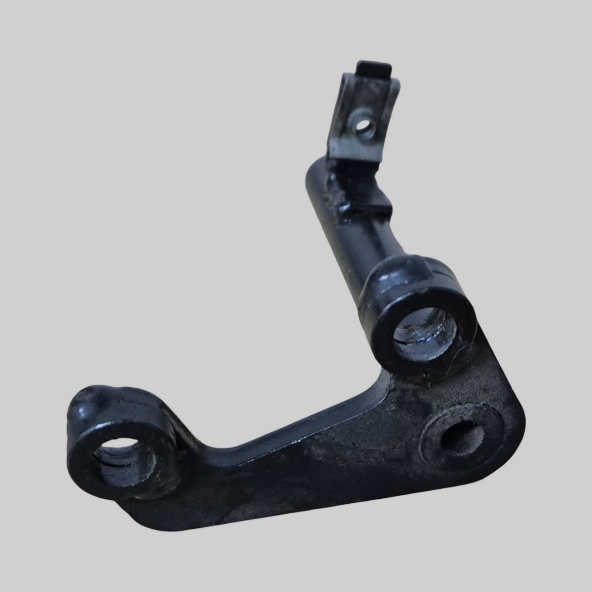 RIGHT-HAND FAIRING CONNECTING PLATE AP8134893 Aprilia RSV Tuono 2002-2005