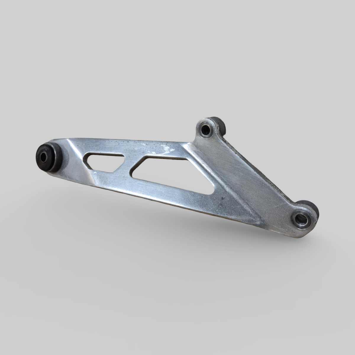 EXHAUST HANGER BRACKET SP SHOTGUN EXHAUST SLIP-ON APRILIA RACING TITANIUM Aprilia RSV Mille 98-03 / Tuono 02-05