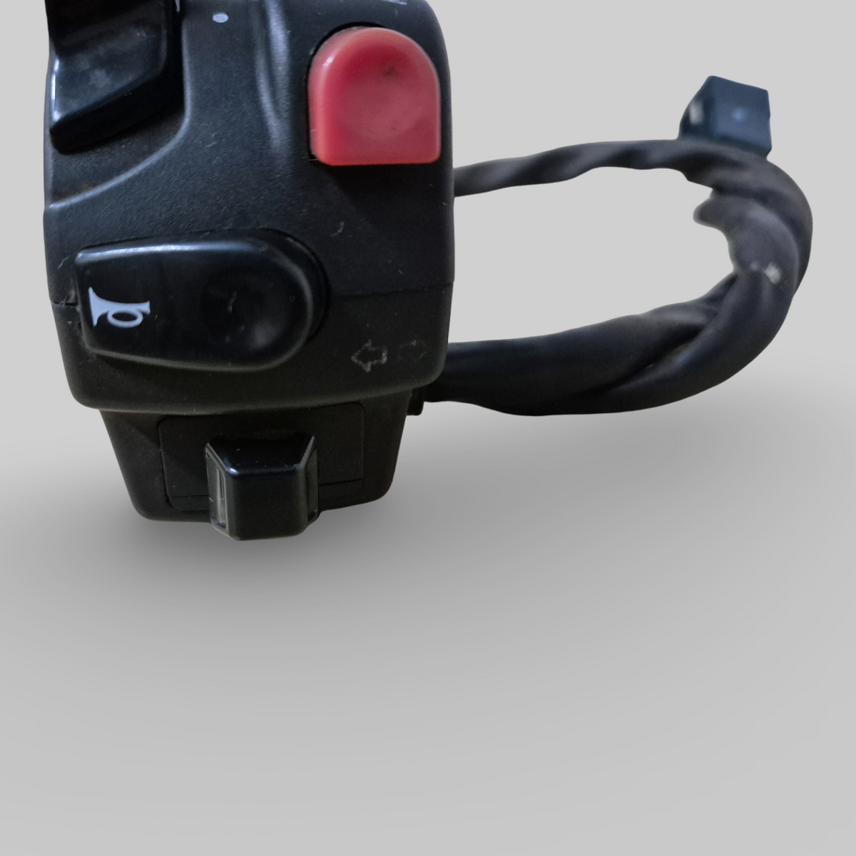 LEFT-HAND SIDE HANDLEBAR LIGHT SWITCH  AP8127524 Aprilia RSV Mille 98-03 / Tuono 02-05