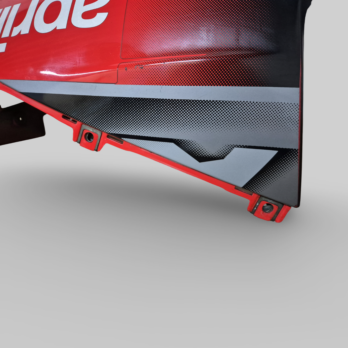 BELLYPAN FLUO RED / BLACK [PLOMB GREY 2002] Aprilia RSV Mille 1998-2003