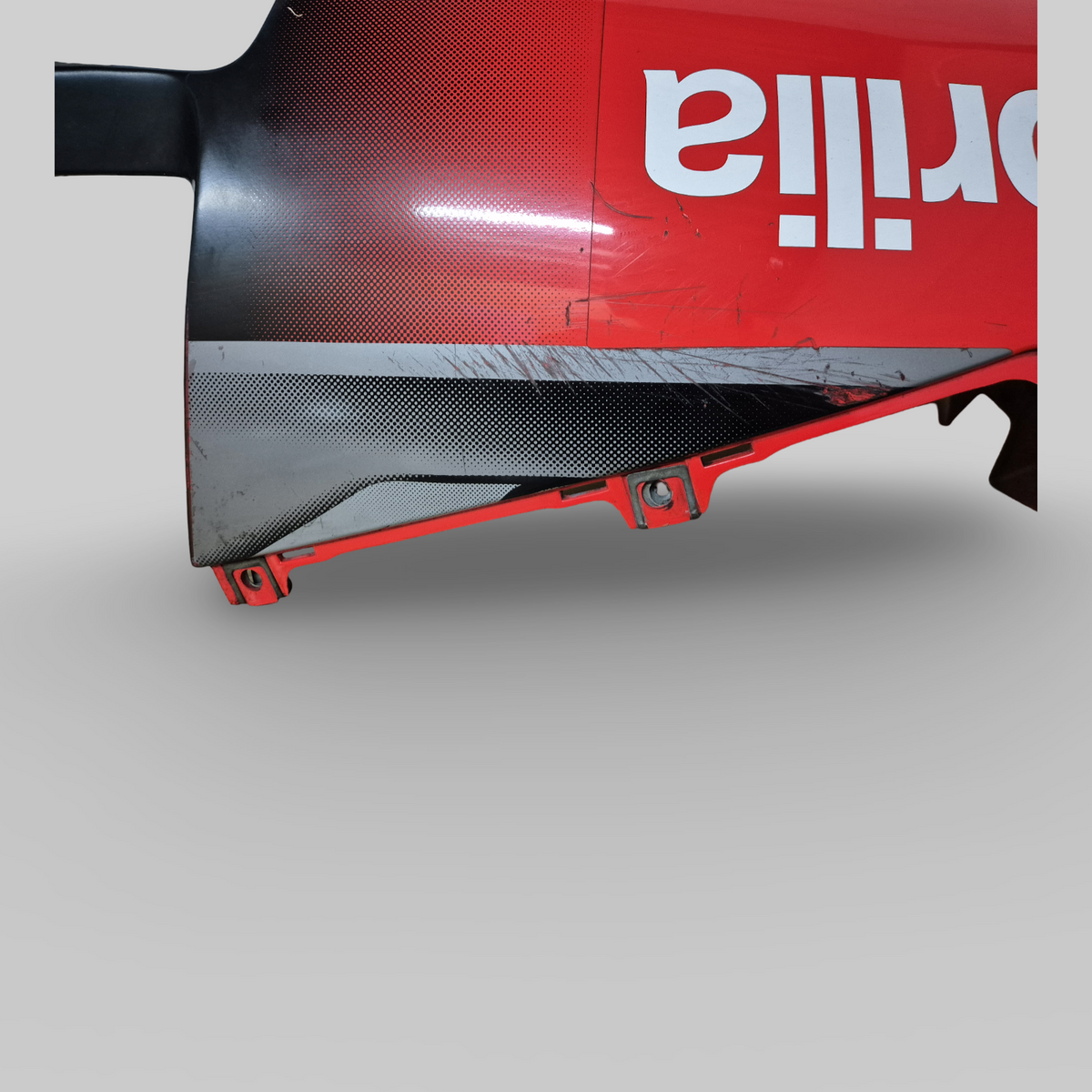 BELLYPAN FLUO RED / BLACK [PLOMB GREY 2002] Aprilia RSV Mille 1998-2003